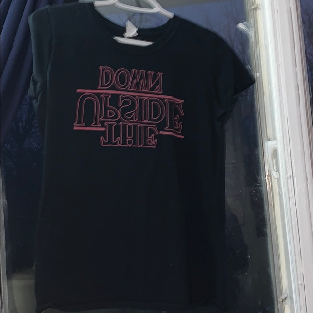 Stranger things black t-shirt